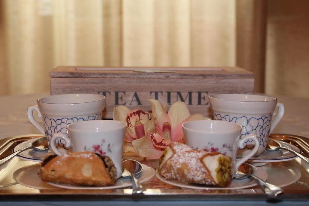 A Casa Di Laura Bed & Breakfast Catania Luaran gambar